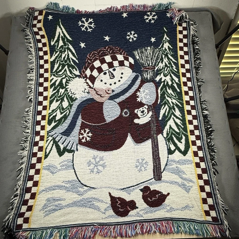 Winter Snowman Wildlife Scene Throw Blanket 42x50 Afghan Tapestry Cardinal